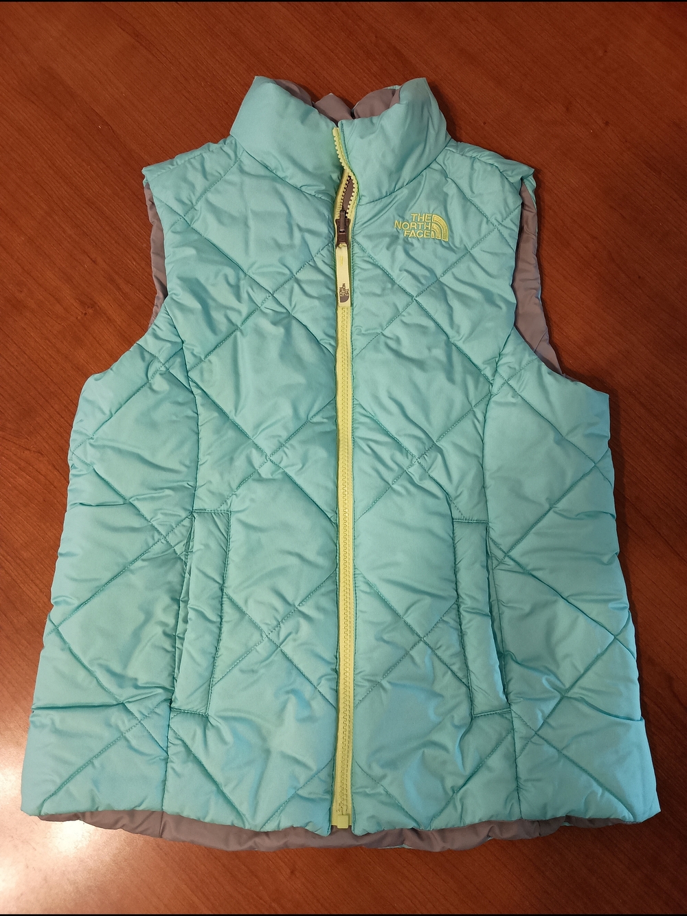 The North Face Puffer Vest Womens Medium Teal Gray Reversible Zip Up Pockets